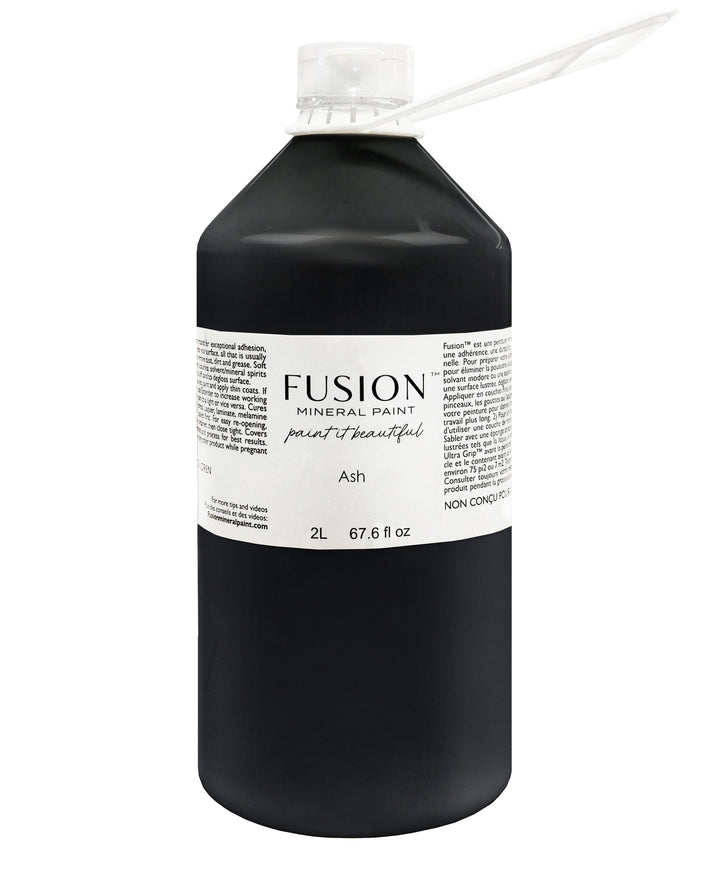 Dark charcoal grey 2L container from Fusion Mineral Paint