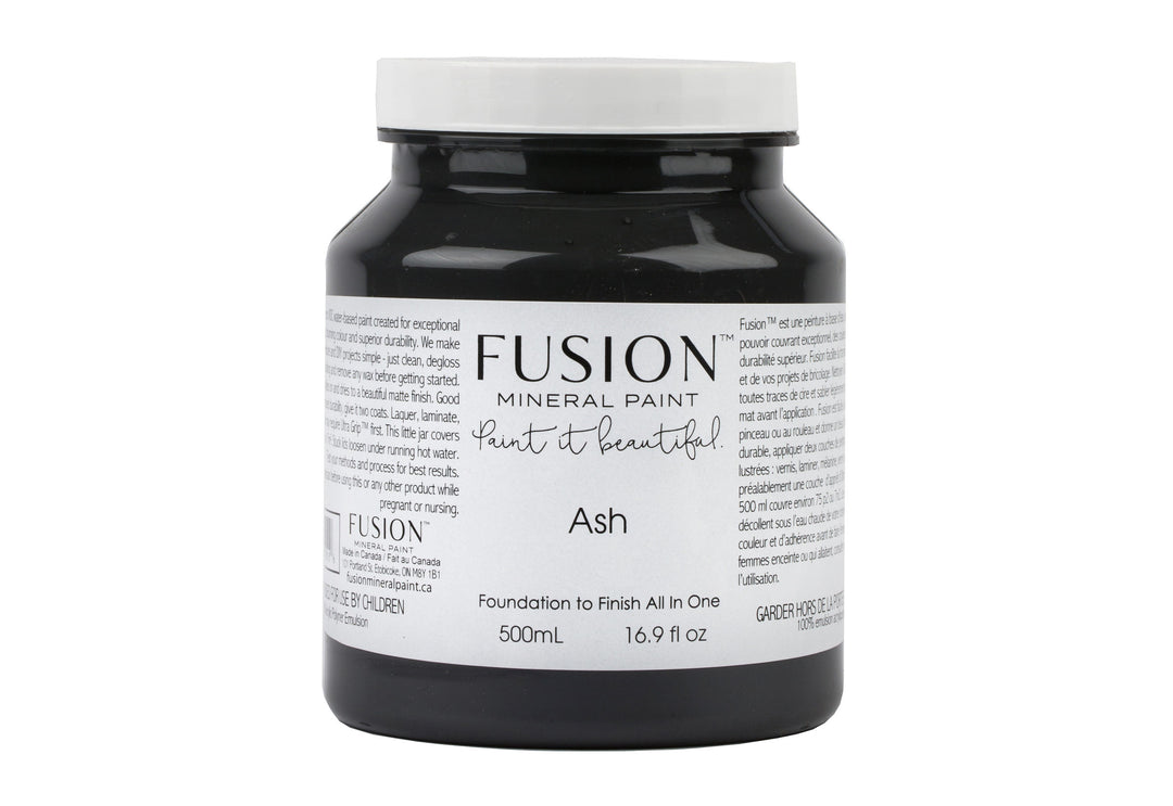 Dark charcoal grey 500ml pint from Fusion Mineral Paint